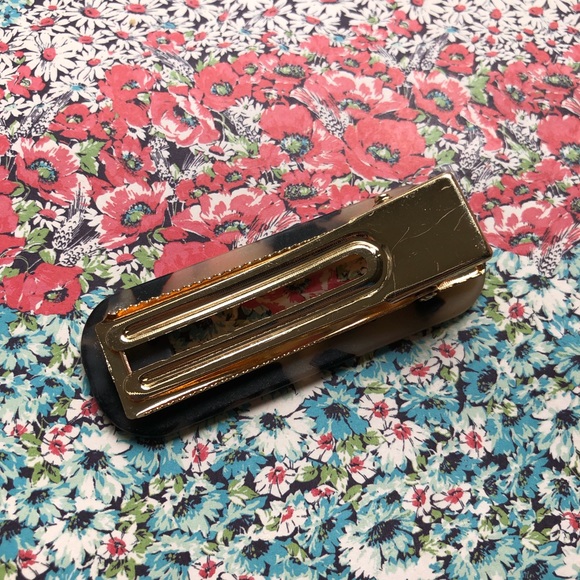 Urban outfitters resin hair pin 8 other reasons - Picture 3 of 4